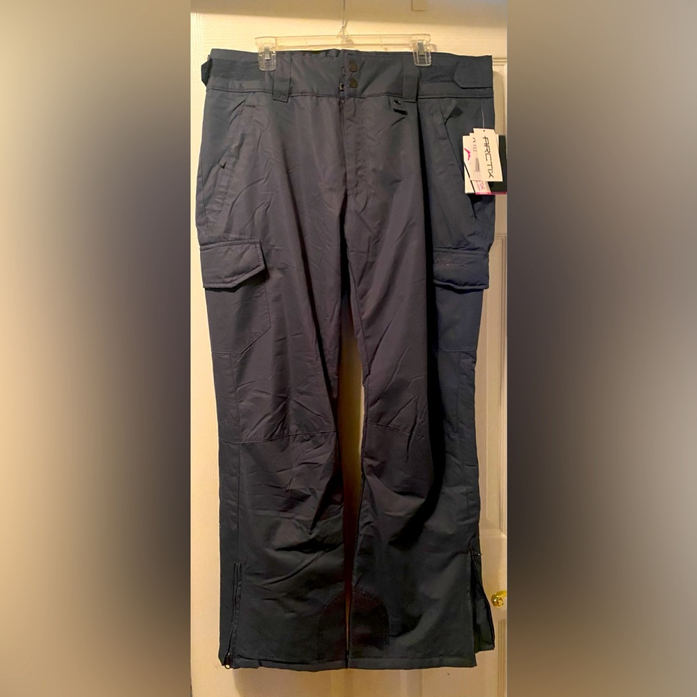 Arctic Women’s Snow Pants Insulated- New with tags